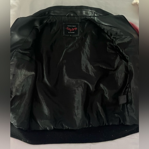 Betty Boop Leather Jacket - Picture 4 of 6